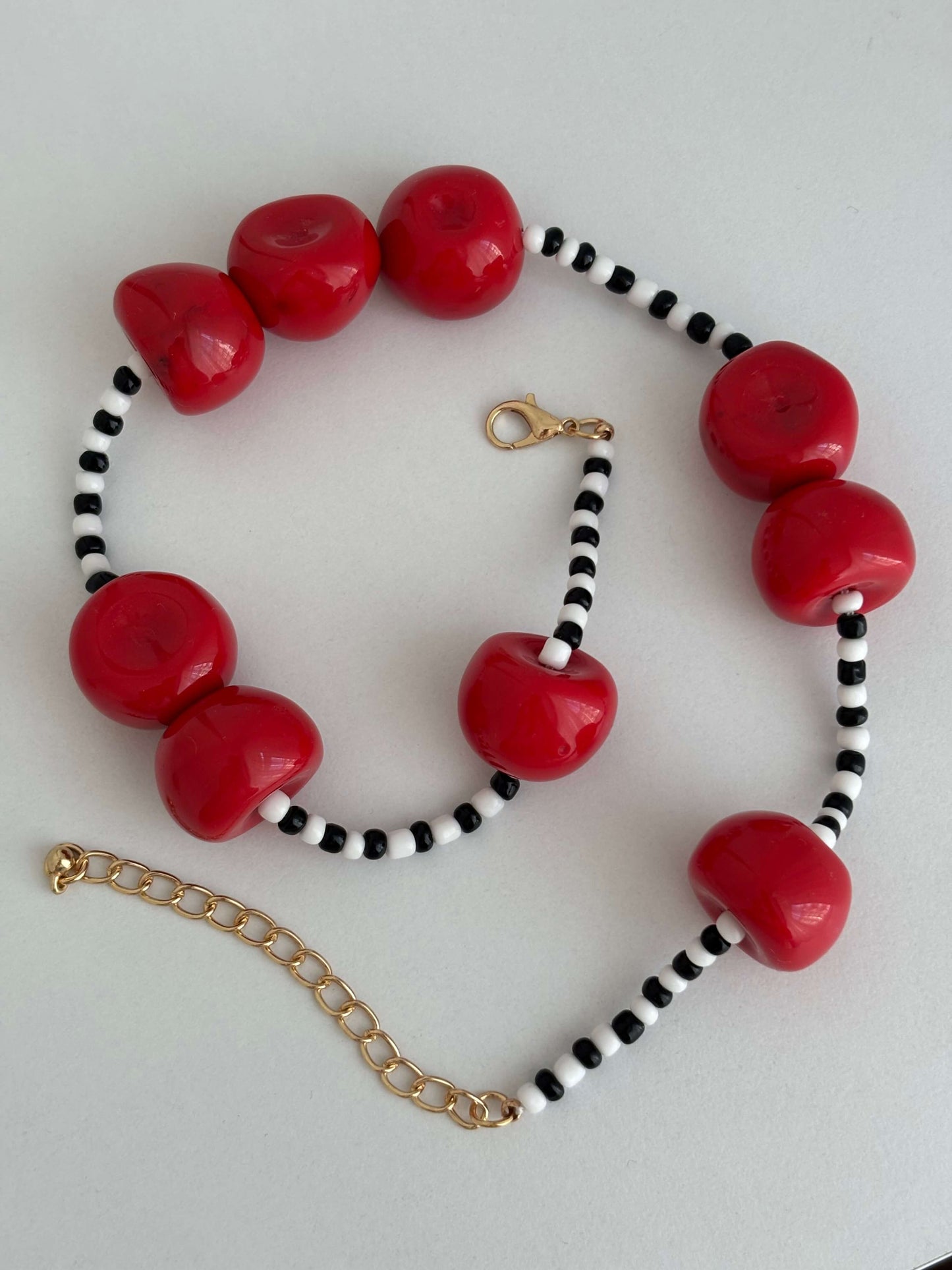 Maxi kirazlı boncuk kolye