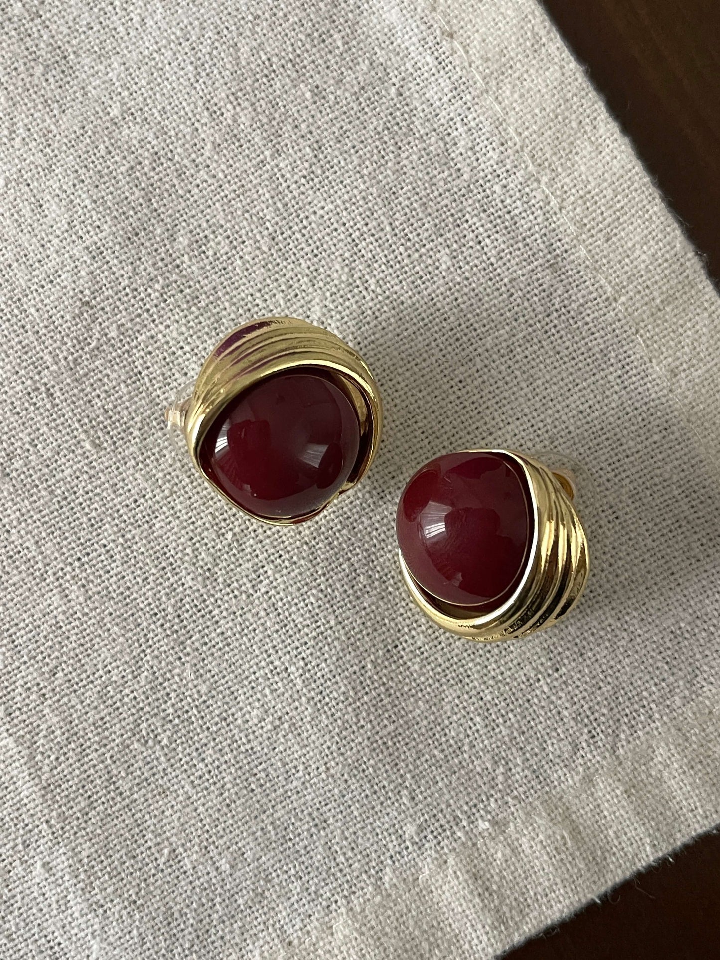 Vintage görünümlü küpe