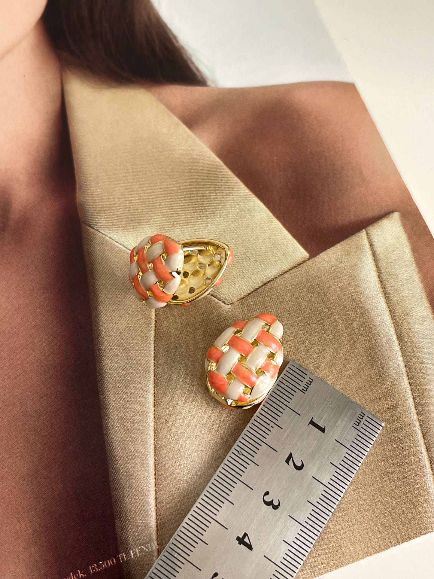 Renkli mineli sepet küpe