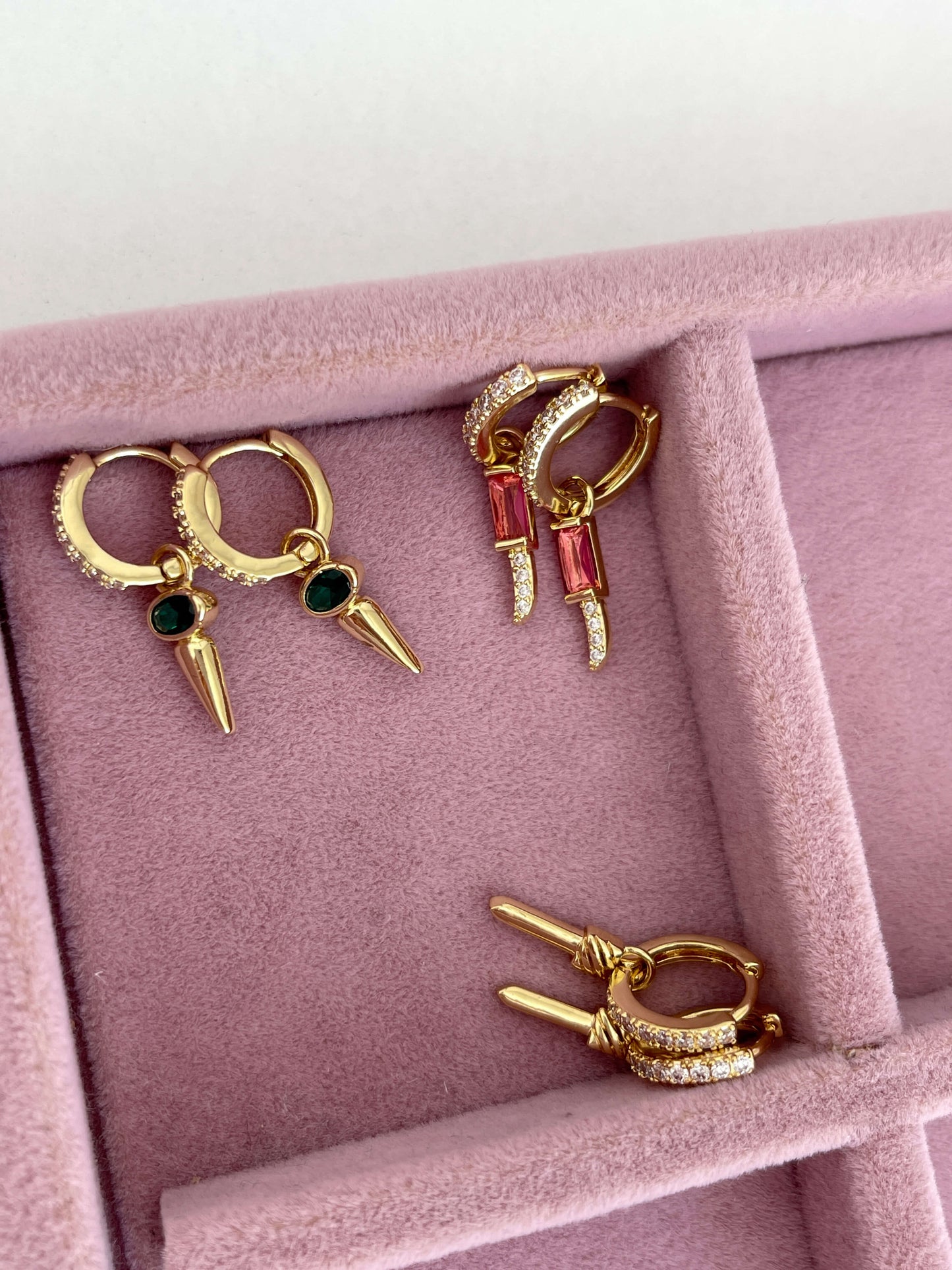 Minimal altılı set küpe