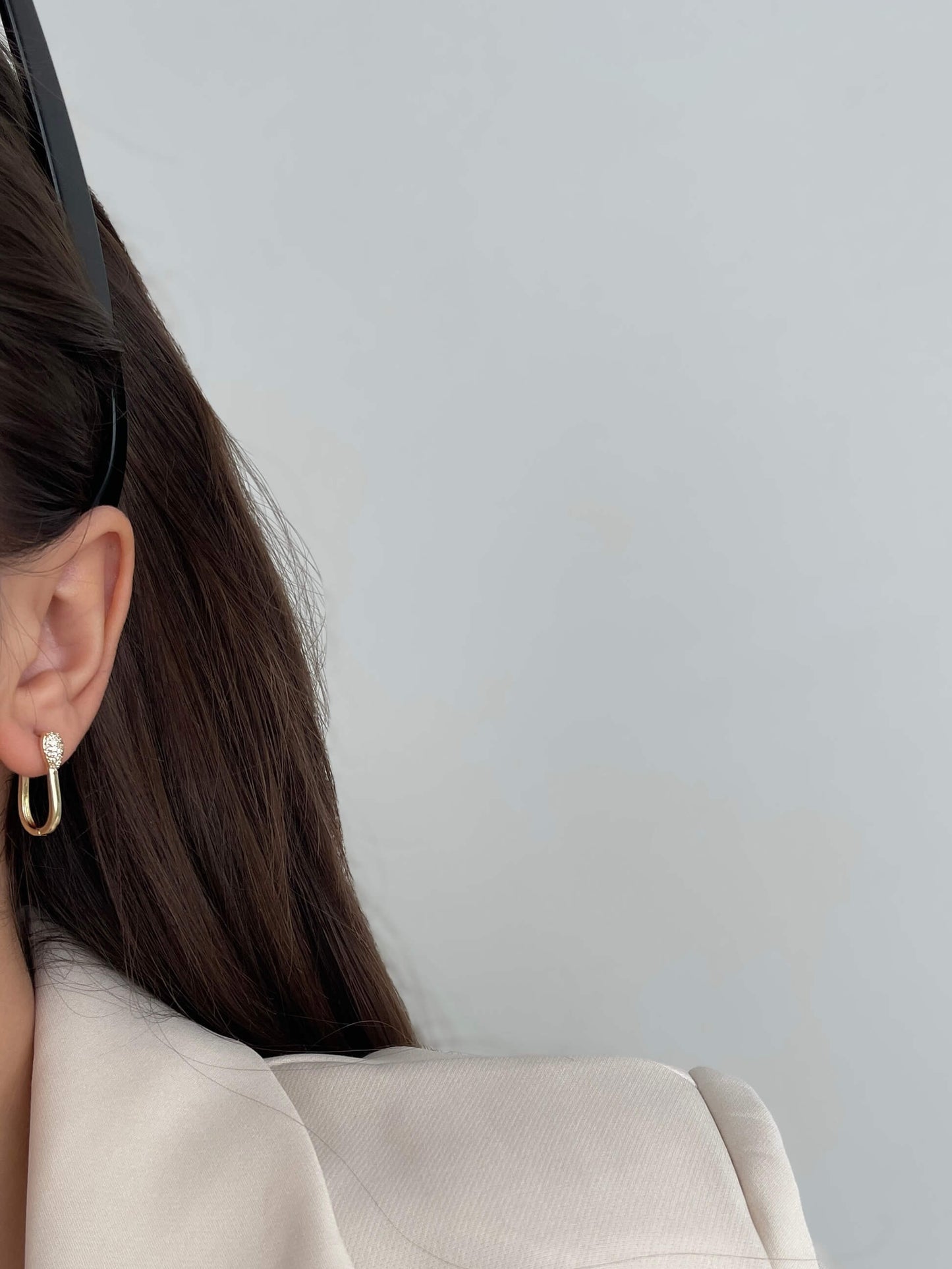 Minimal taşlı küpe