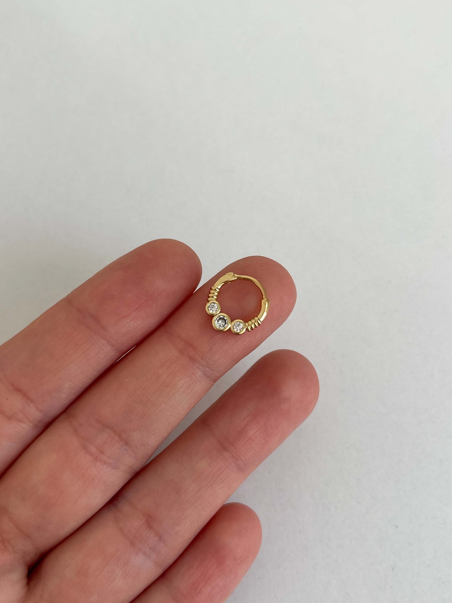 Helix halka piercing