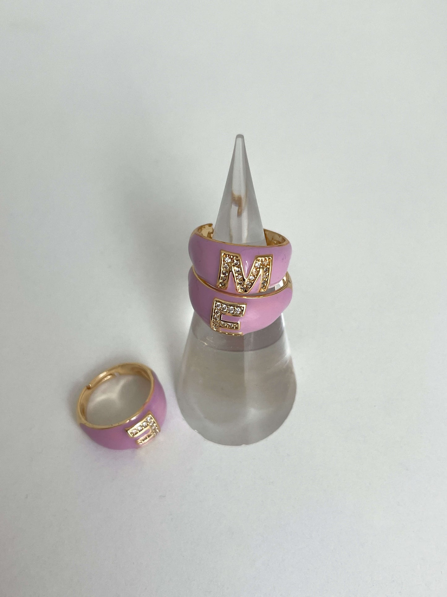 Harfli mineli yüzük