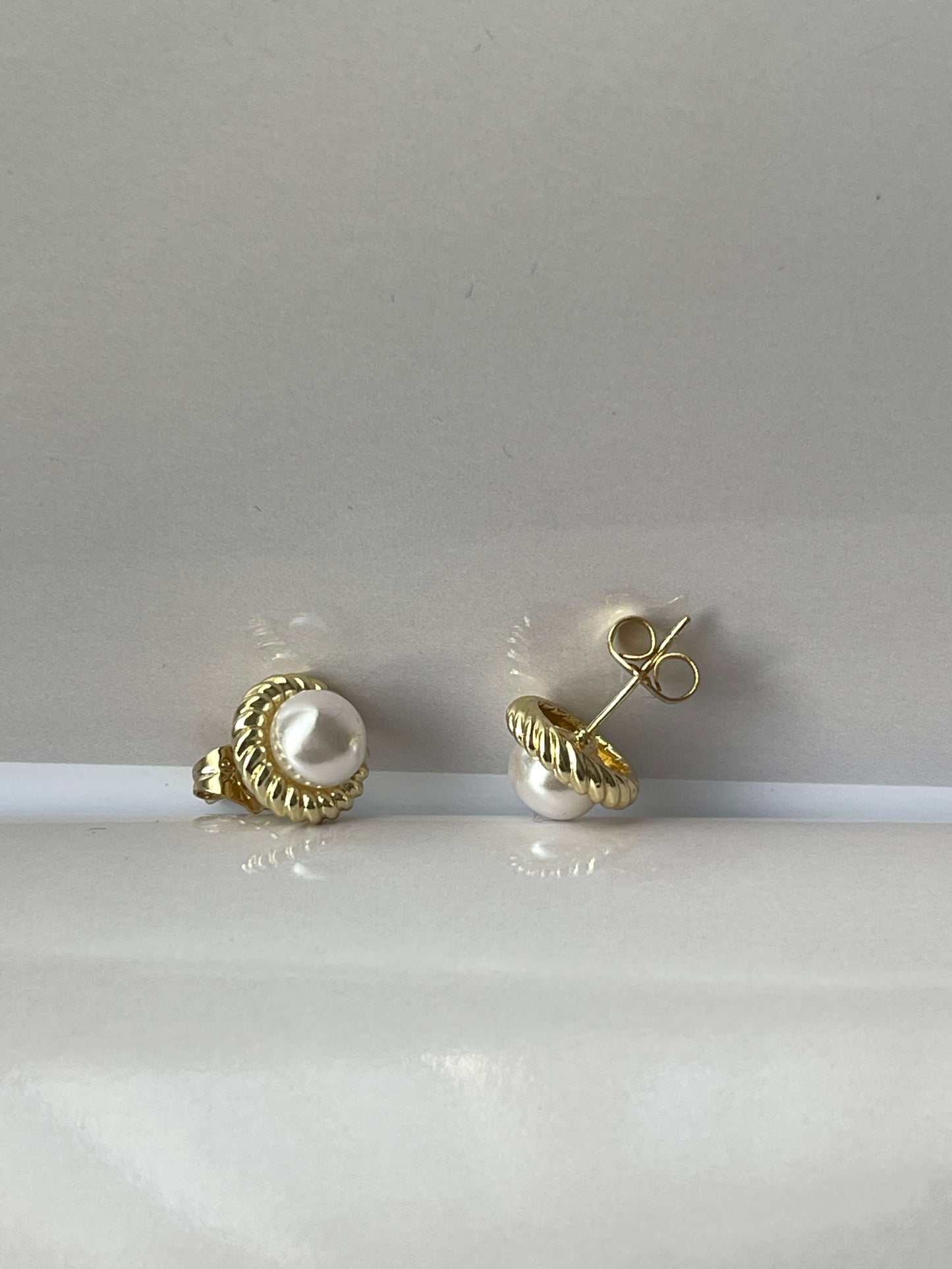 Vip seri inci görünümlü küpe