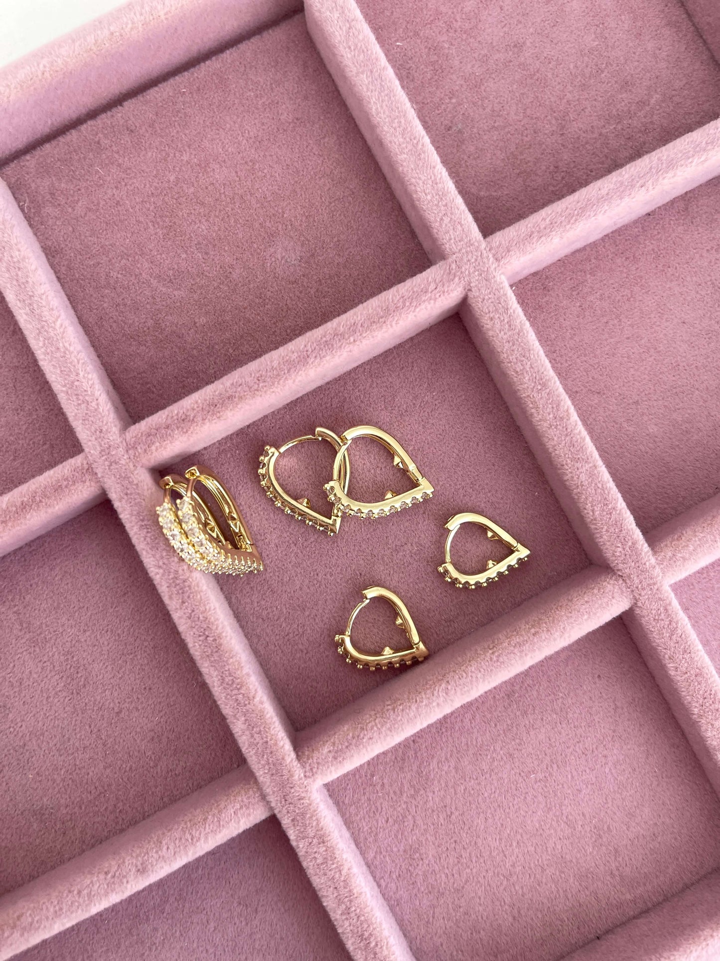Minimal altılı set küpe