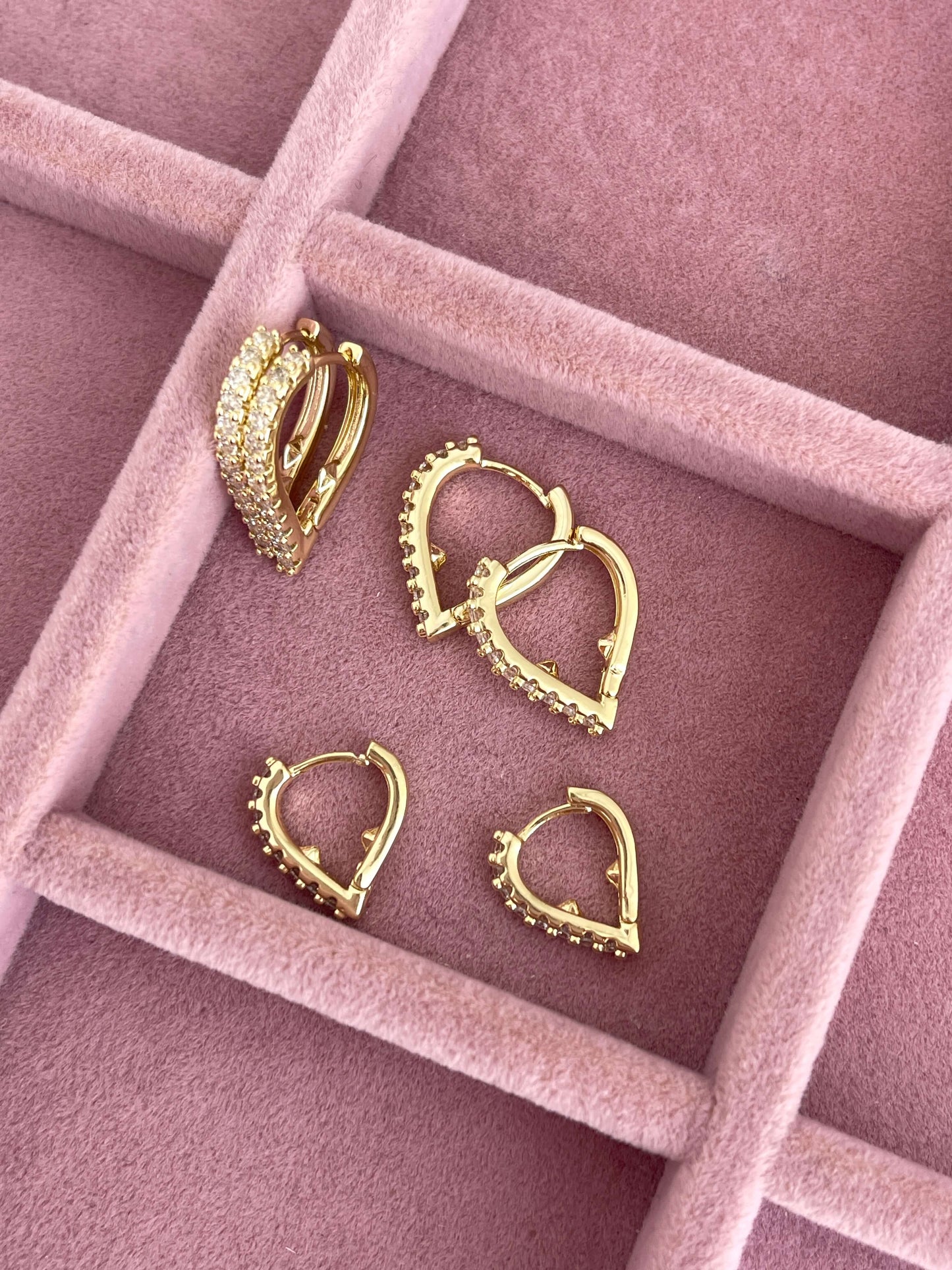 Minimal altılı set küpe