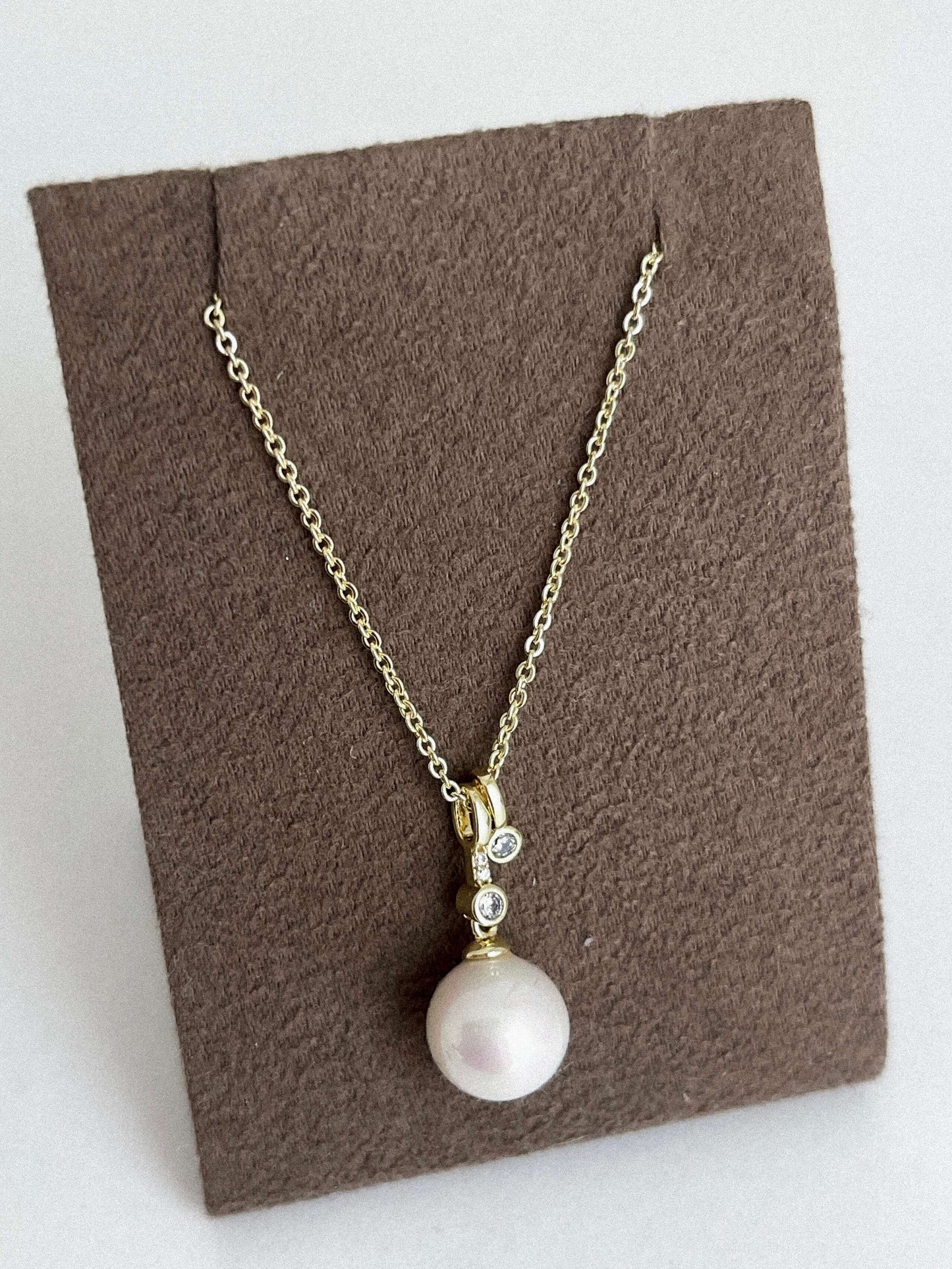 Vip seri inci görünümlü kolye