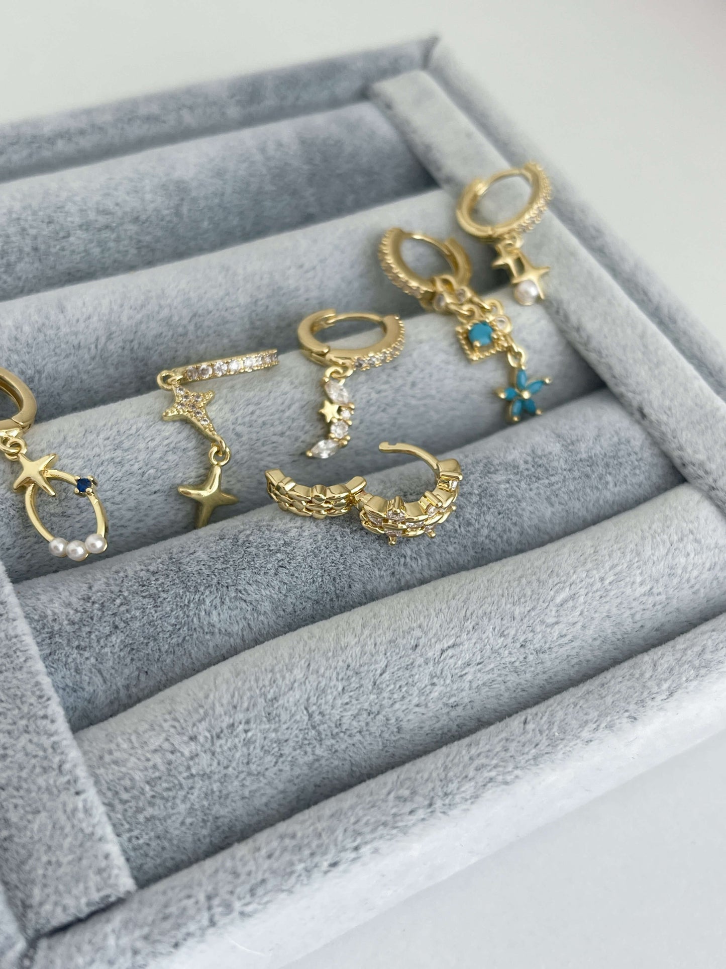 Minimal altılı set küpe