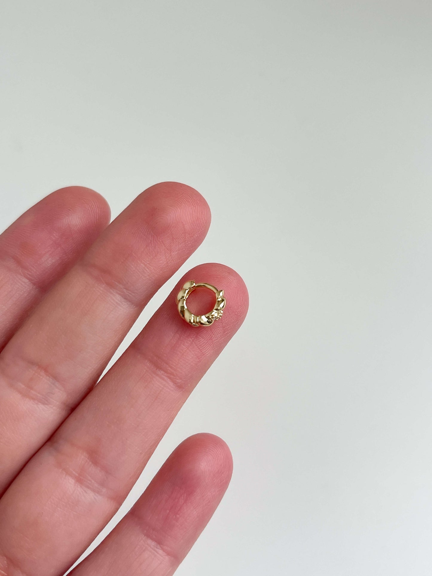 Tragus mini halka piercing