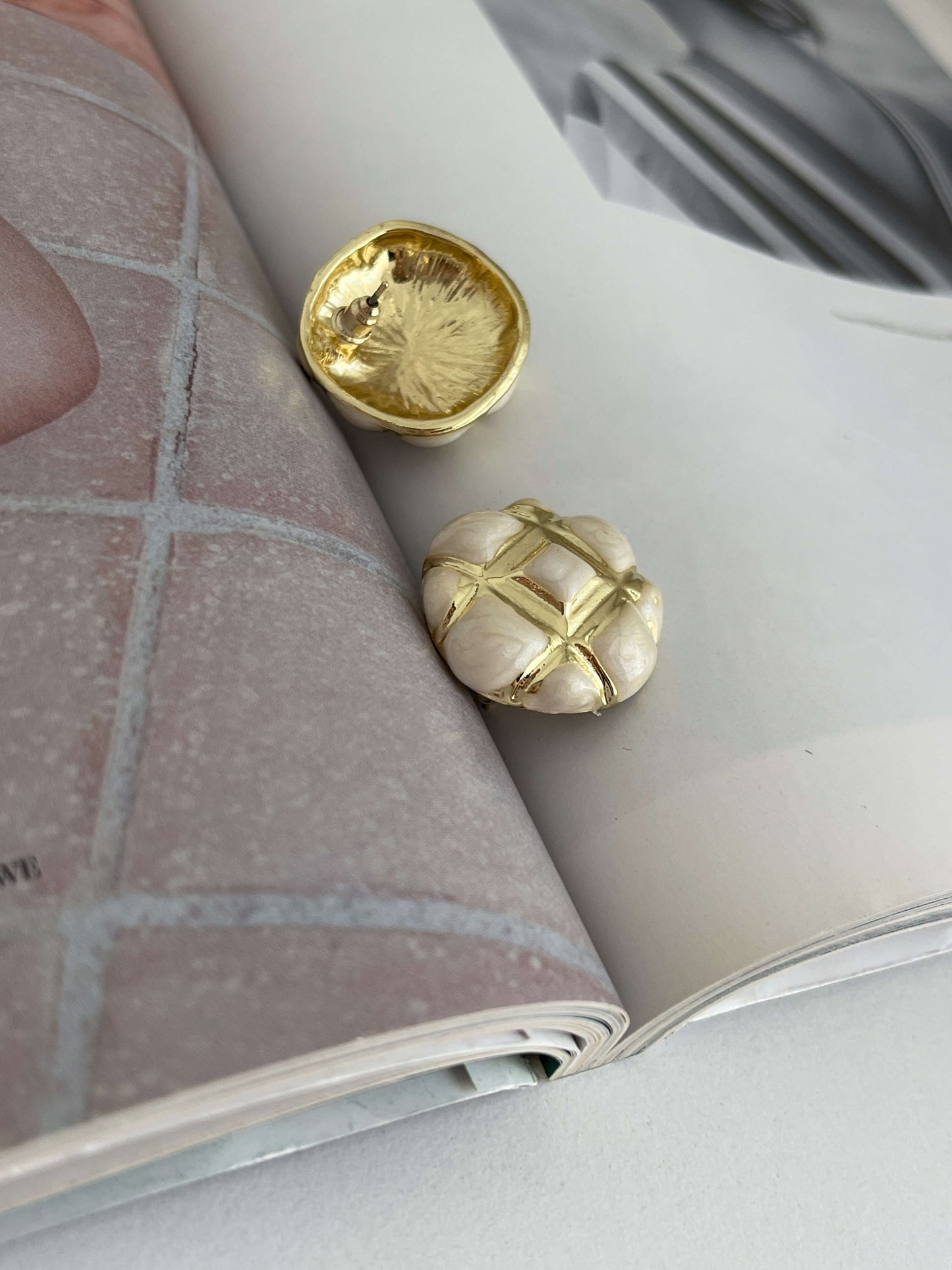 Vintage görünümlü küpe