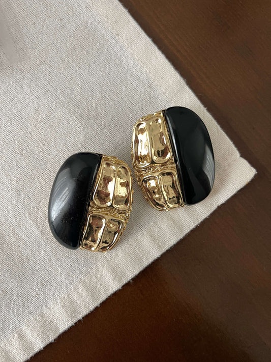 Vintage görünümlü küpe