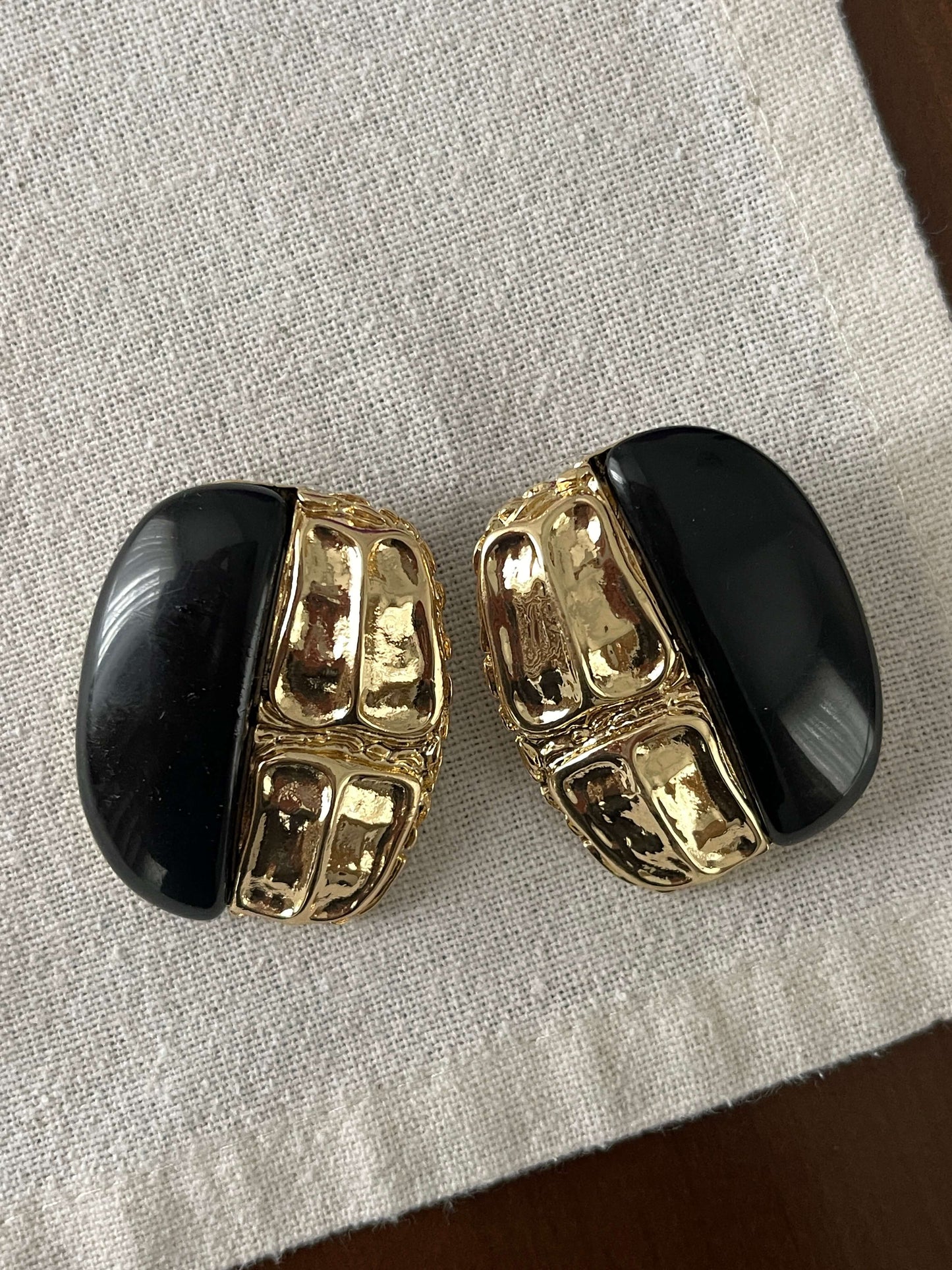 Vintage görünümlü küpe