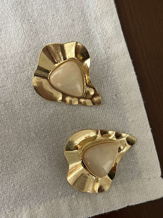 Vintage görünümlü küpe