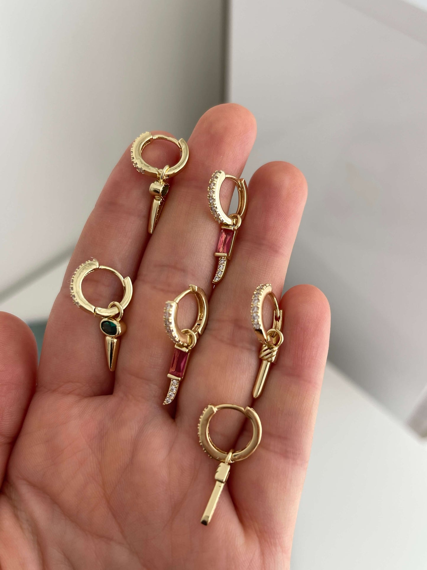 Minimal altılı set küpe