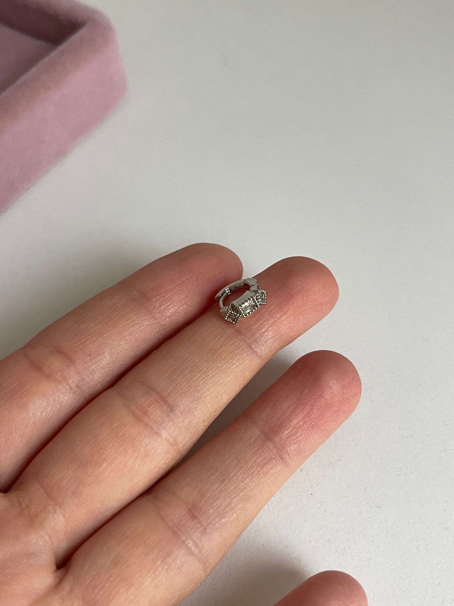 Tragus mini halka piercing