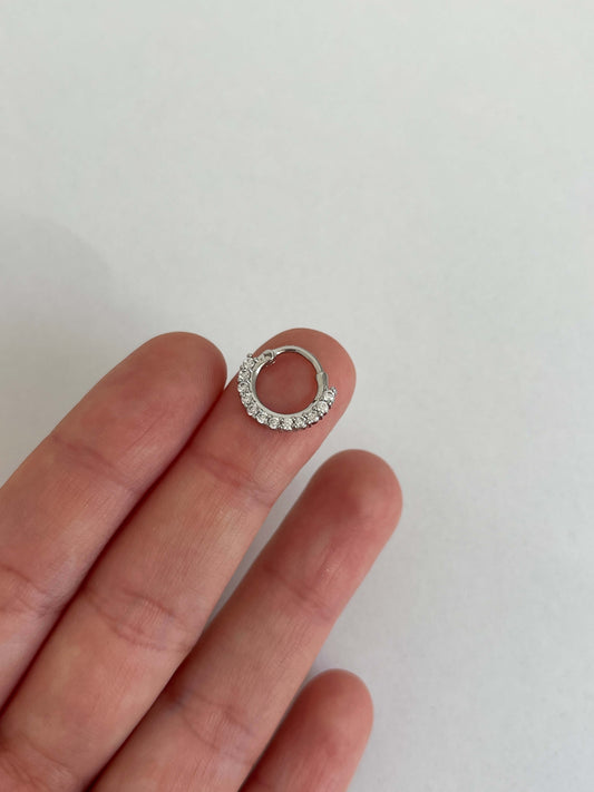 Helix halka piercing