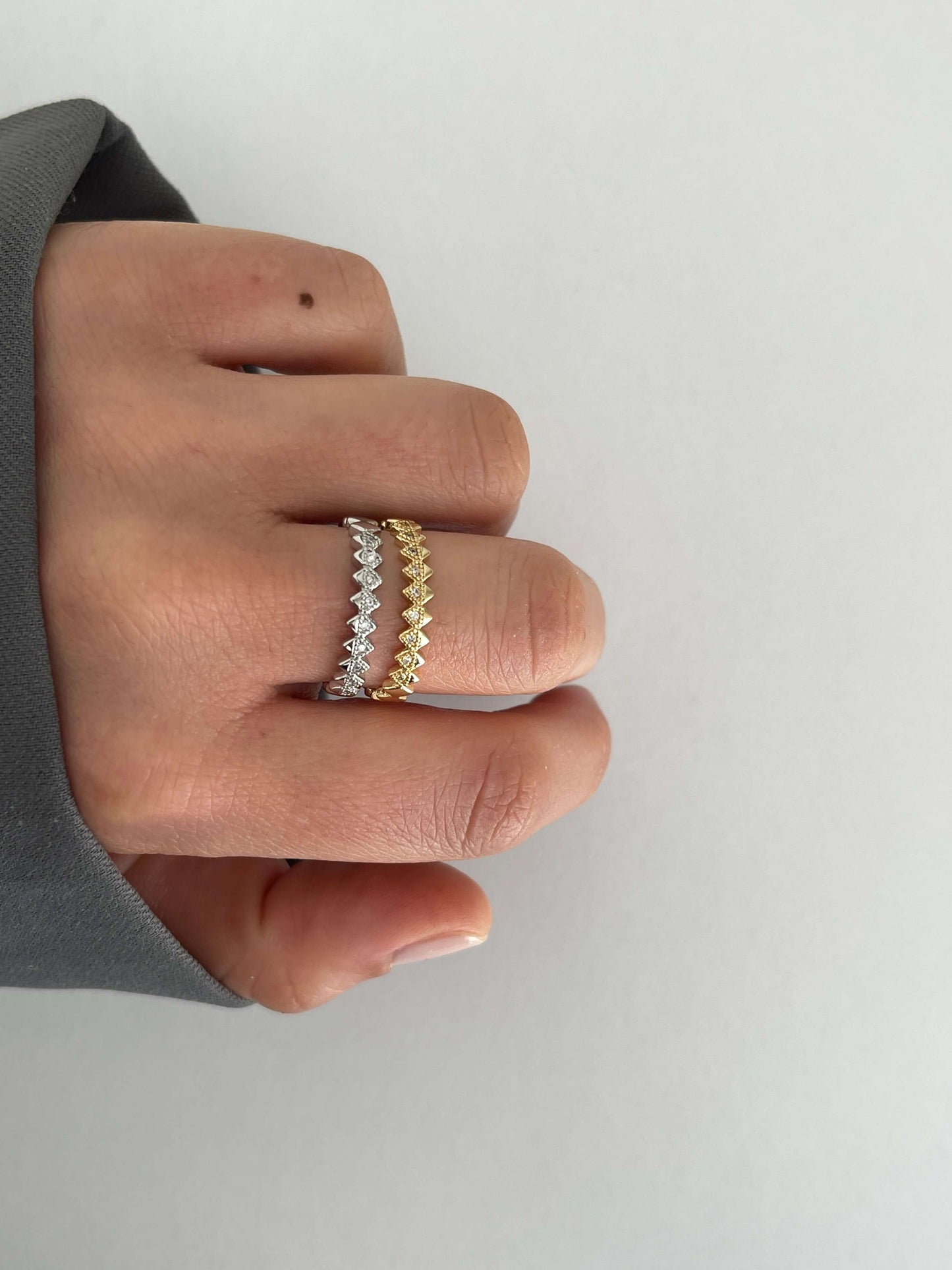 İnce, minimal yüzük