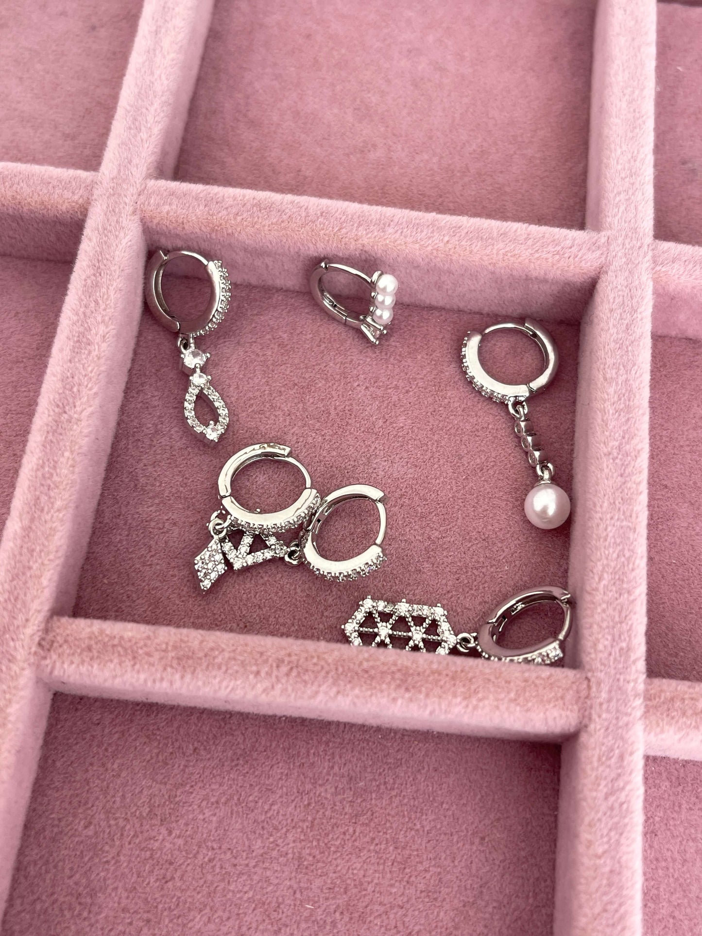 Minimal altılı set küpe