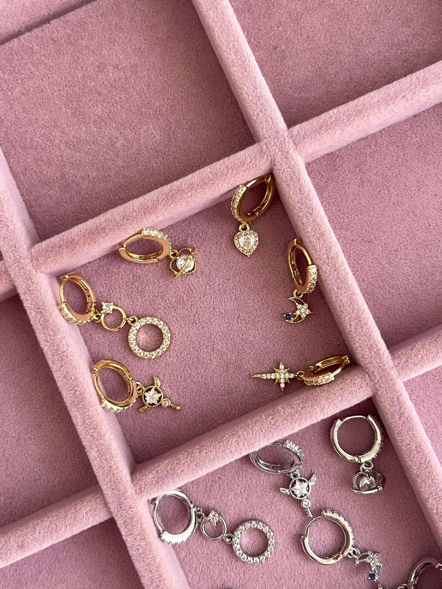 Minimal altılı set küpe
