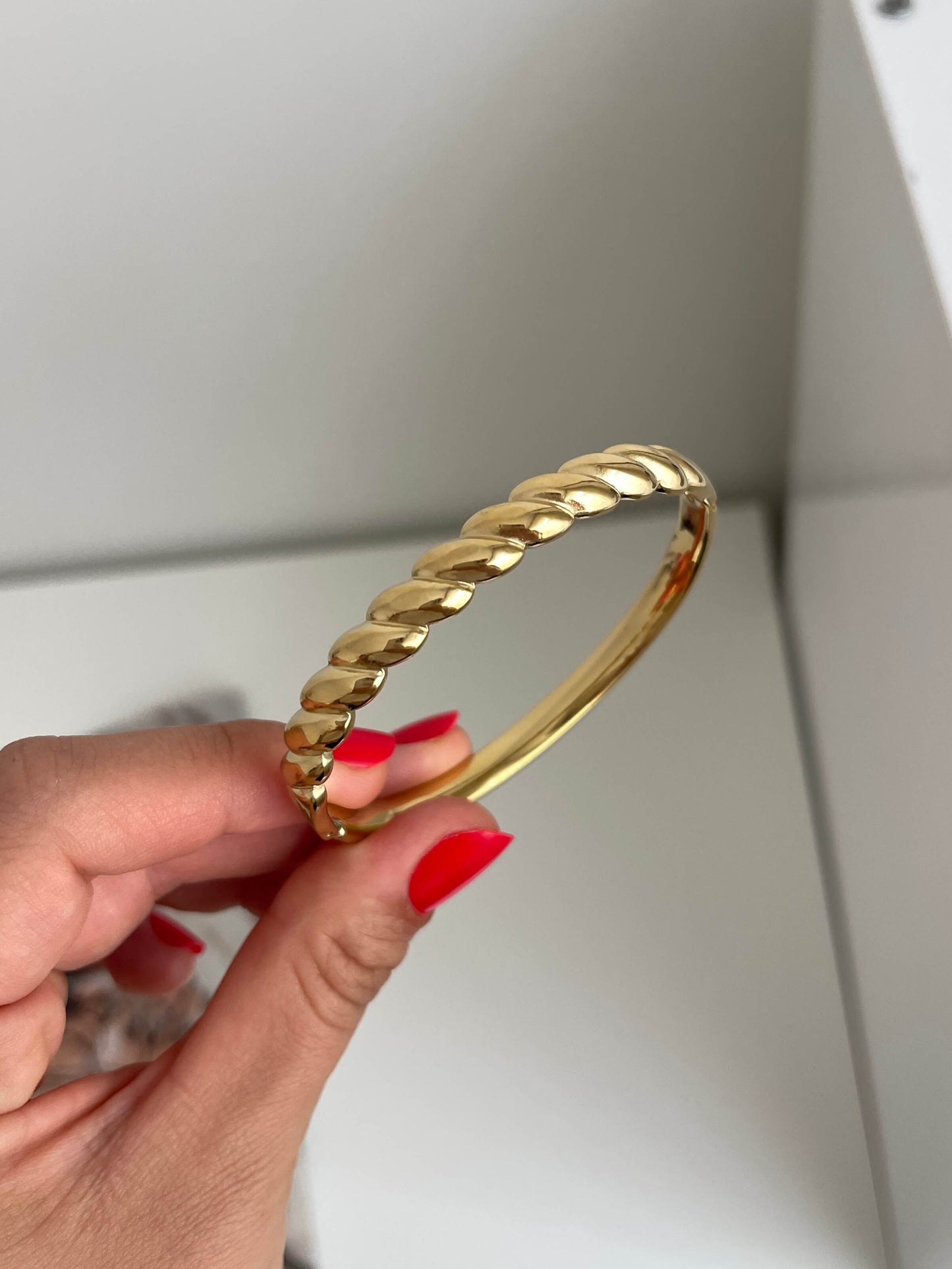 Çelik kelepçe bilezik