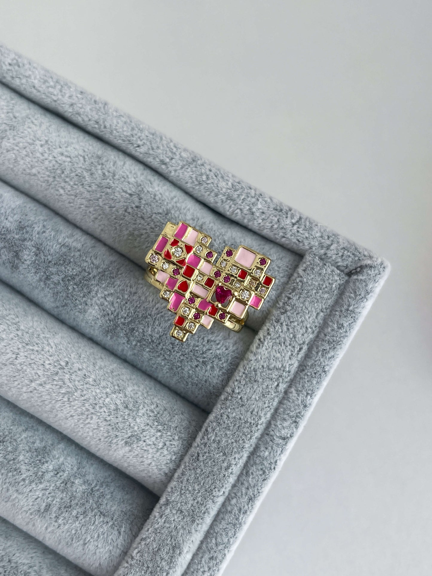 Kalpli geniş yüzük