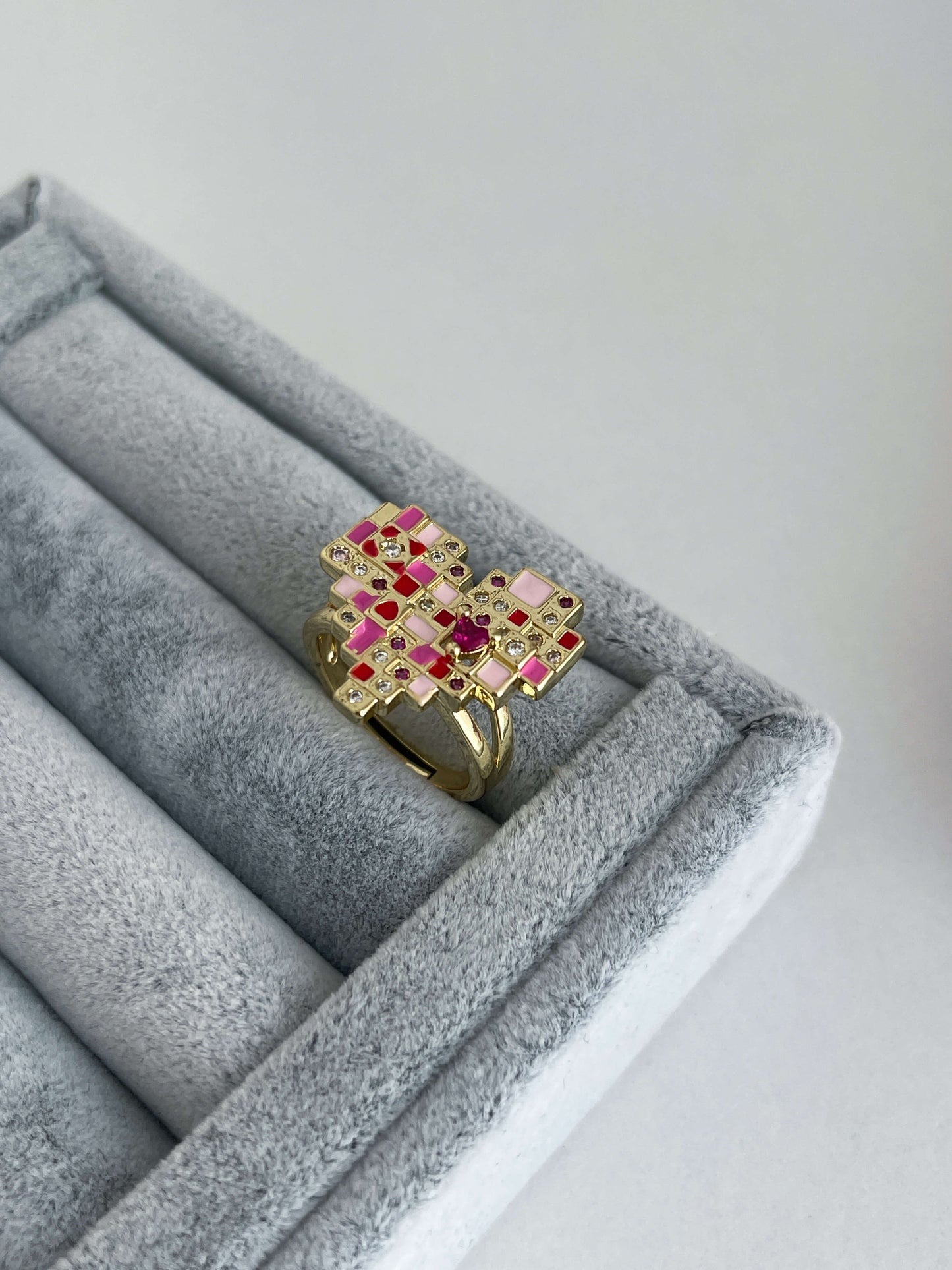 Kalpli geniş yüzük