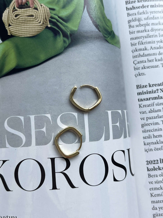 Minimal küpe
